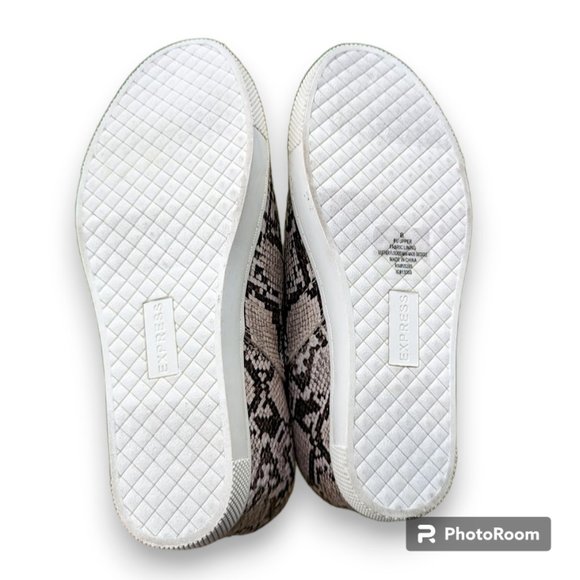 Express Wedge Heel Slip On Ankle Booties Snake Print Black Tan Sneaker Soles 8 - Picture 6 of 7